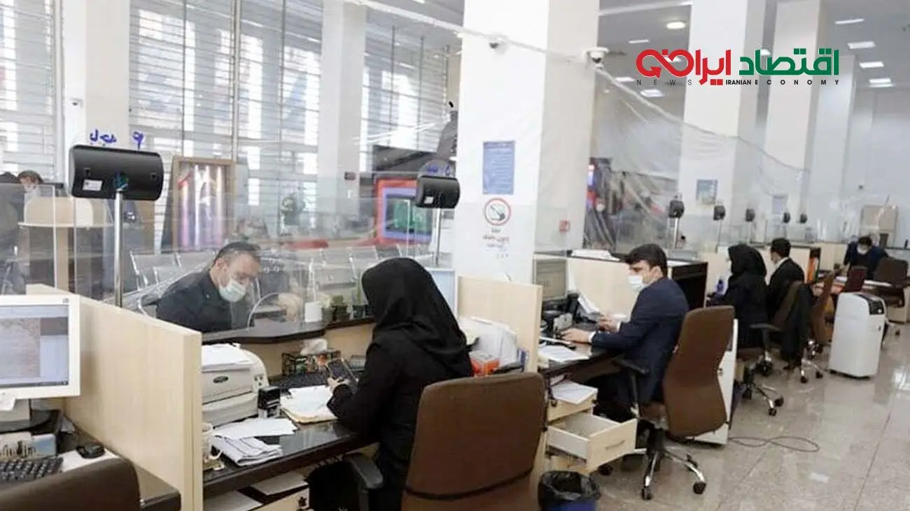 چگونه بانکها در طرح قرعهکشی ایرانخودرو دست به زرنگی میزنند؟