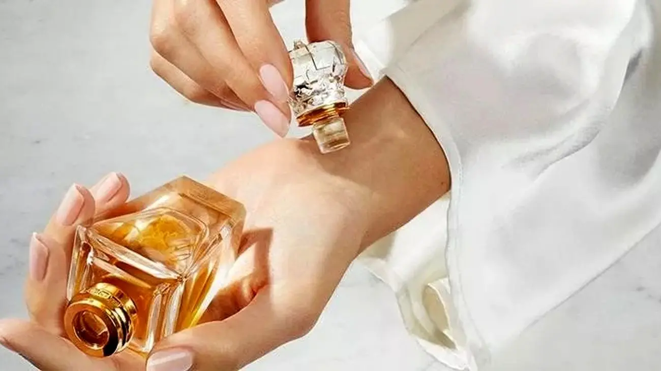 
7 نکته برای پیدا کردن امضای عطر افراد شیک پوش