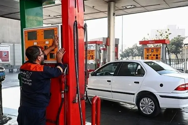 قیمت بنزین افزایش یافت؛ ۵ هزار تومان برای هر لیتر!