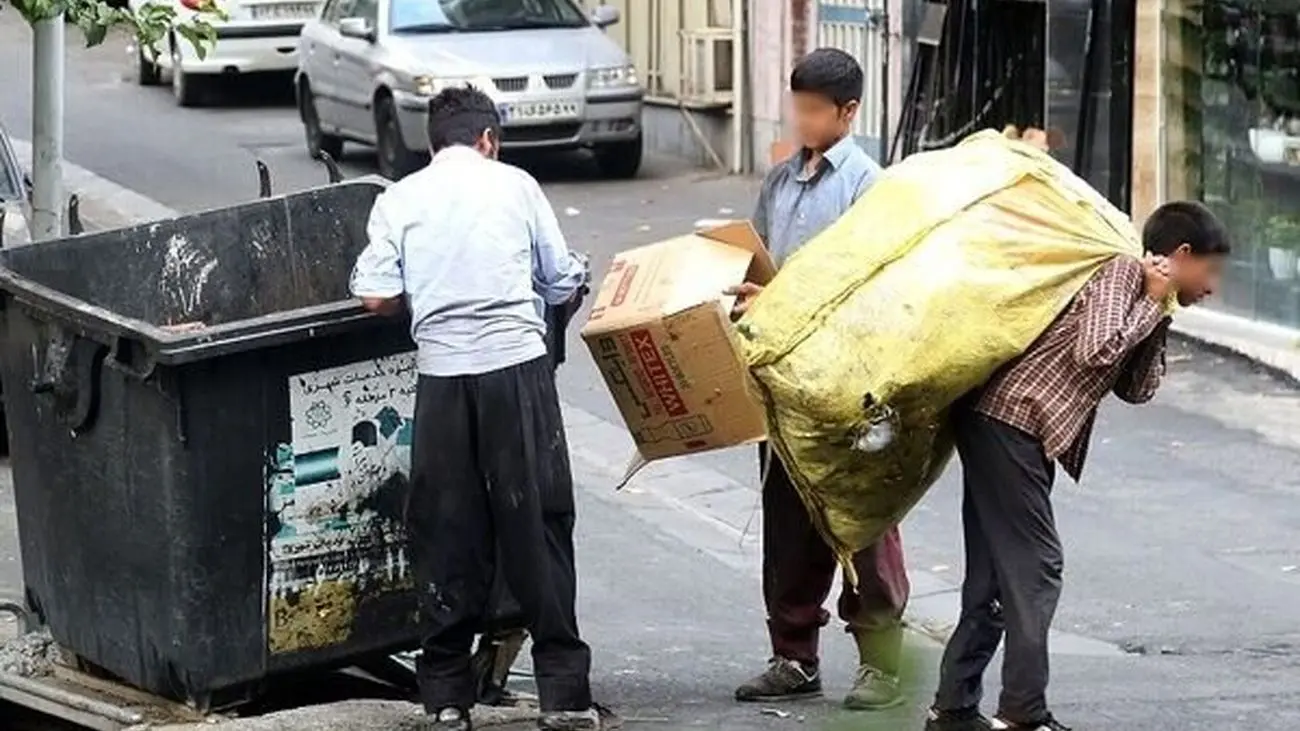 درآمد باورنکردنی زباله گردها در یک روز / 600 هزار تومان ناقابل !