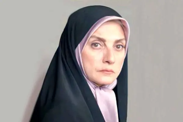 فیلم موتورسواری رویا جاویدنیا؛ حرکت جسورانه زن بازیگر در خیابان‌های تهران