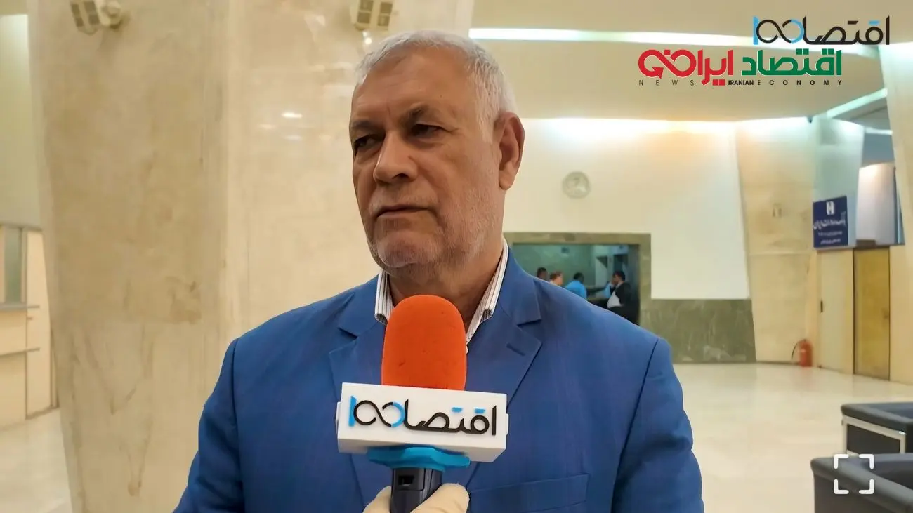 قبل از گران شدن بنزین باید برای دهک های آسیب پذیر پول واریز شود+فیلم