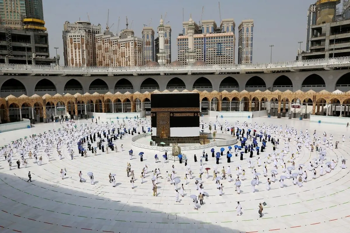حجاج بخوانند: گران ترین حج تاریخ را سال 1402 تجربه می کنید / تاثیر تورم جهانی بر یک فریضه دینی