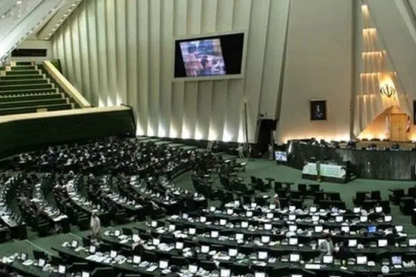 نماینده مجلس: منتظر وعده صادق ۱۰ هستیم
