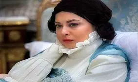 ابراز علاقه ناگهانی و زیبای مهراوه شریفی نیا به حامد بهداد!