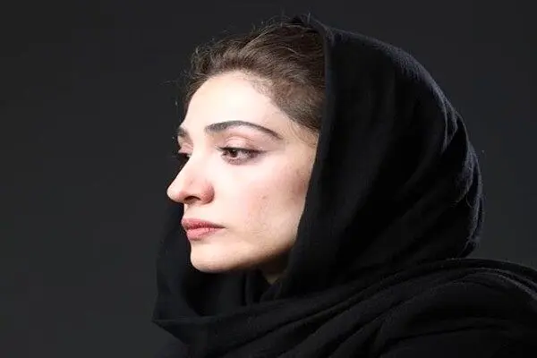 بیوگرافی مینا ساداتی، از زندگی شخصی تا فعالیتهای هنری