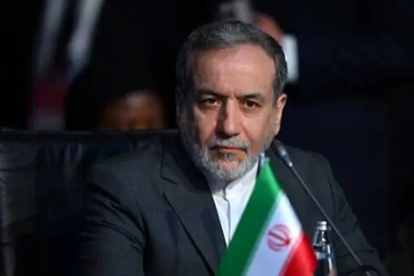 عراقچی: غنی‌سازی اورانیوم، خط قرمز ایران است