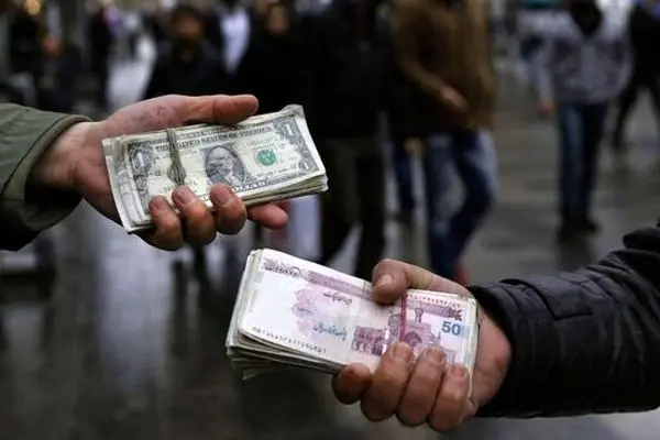 افزایش نرخ دلار نتیجه پیش‌بینی‌های غیراقتصادی است 