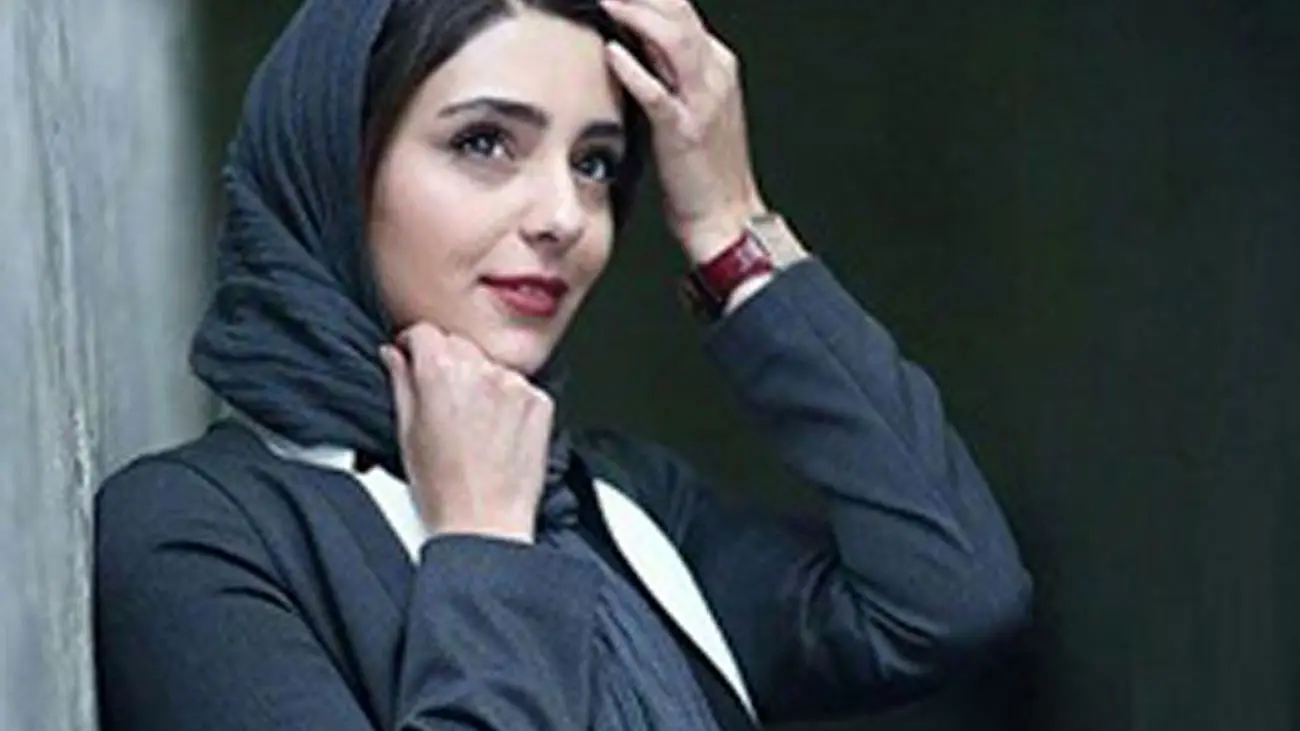 جذابیت خیره کننده هستی مهدوی فر در 30 سالگی ! + جدیدترین عکس از استایل خاص خانم بازیگر