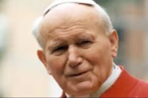 انقلاب وجدان/ سفر پاپ به لهستان چگونه کمونیسم را به زانو درآورد؟