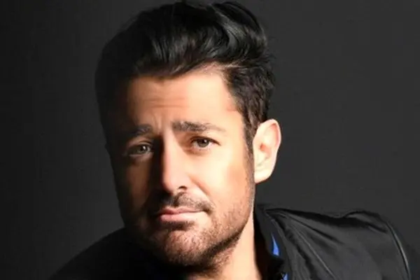 رونمایی از چهره رویایی عروس رضا گلزار با لباس عروس / فریبا و دل‌ربا