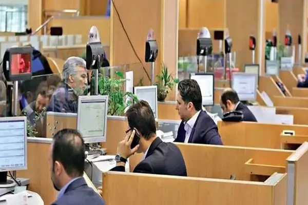 ریخت و پاش بانک‌ ها برای چه کسانی است؟