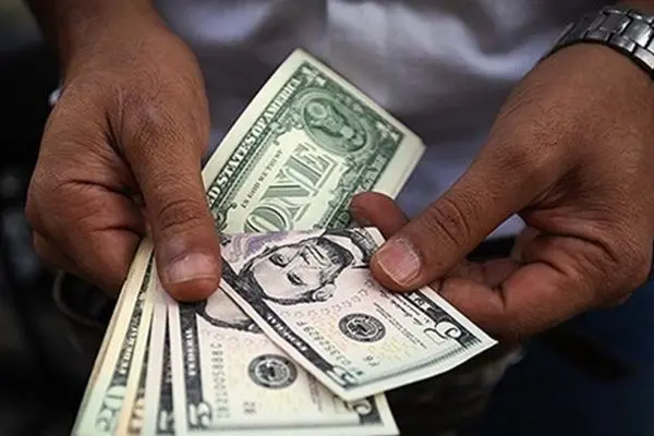 از صادرات تا بازار آزاد؛ مسیر پنهان قاچاق ارز