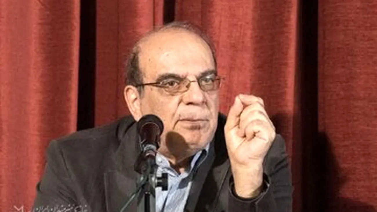 کنایه عبدالله گنجی به نوحه خوانی پزشکیان در محرم/ عباس عبدی پاسخ داد