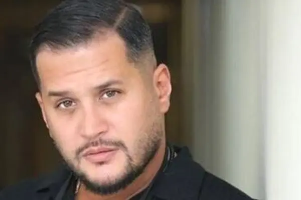 عکس شوکه‌کننده از مادر واقعی فرید آوای باران؛ آیا باور می‌کنید؟