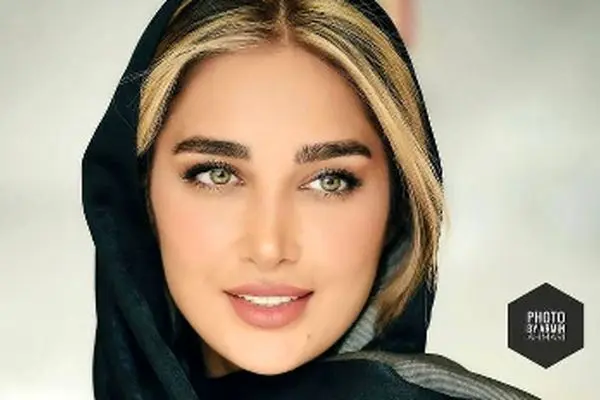 فیلم جنجالی؛ رونمایی آناشید حسینی از تیپ تازه‌اش در کنار نعیمه نظام دوست و پژمان جمشیدی!