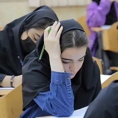 دانشجویان حیرت‌زده/ شهریه دانشگاه آزاد ۵ برابر افزایش یافت!