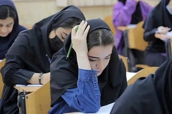 دانشجویان حیرت‌زده/ شهریه دانشگاه آزاد ۵ برابر افزایش یافت!