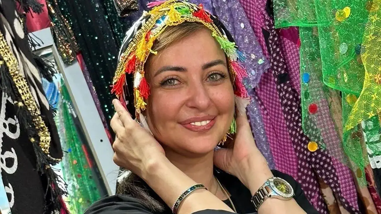 عکس دیدنی از حیاط خانه لوکس نفیسه روشن با منظره رو به دریا / آدم حسودیش میشه !