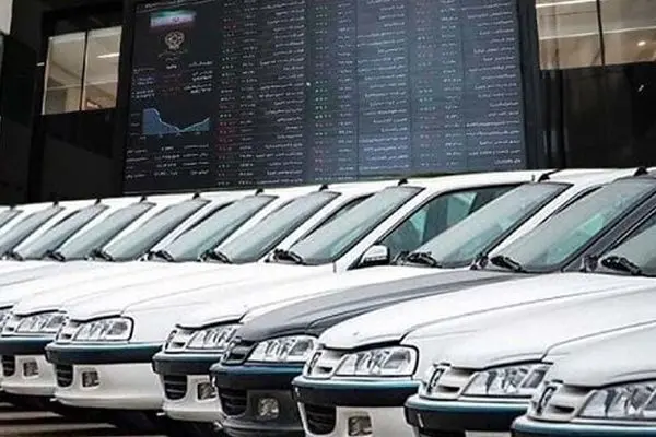 جدال شورای رقابت و بورس بر سر عرضه خودرو