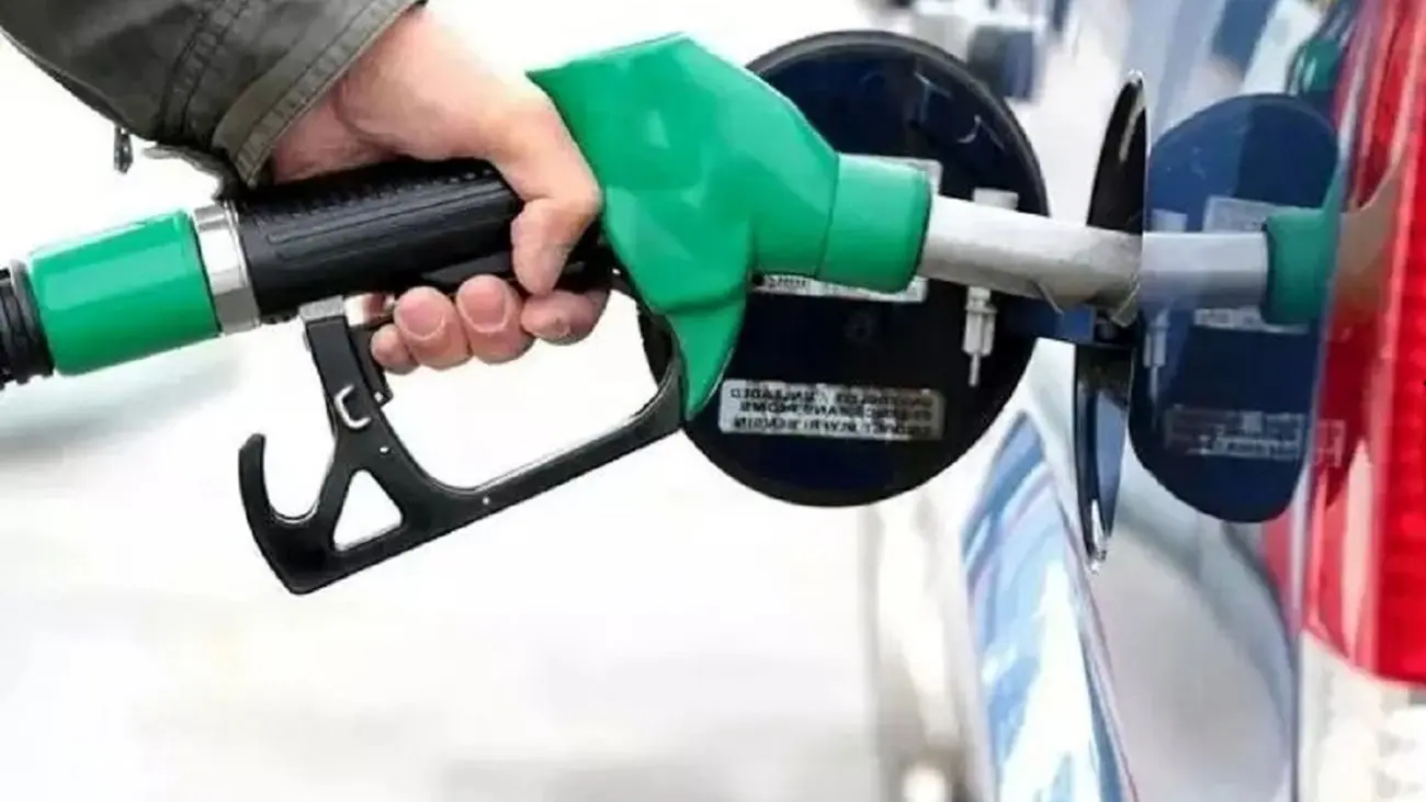 قیمت بنزین سه نرخی میشود ؟