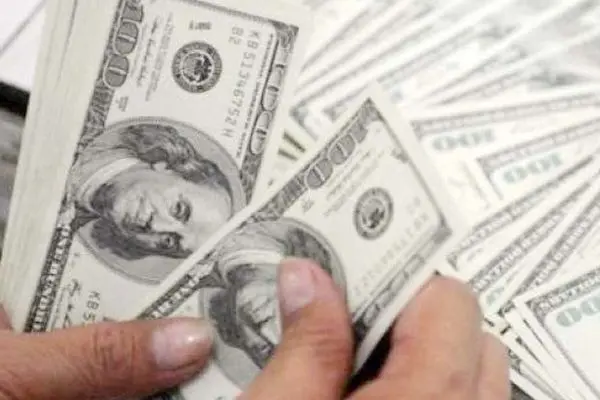 سرکش شدن قیمت دلار 