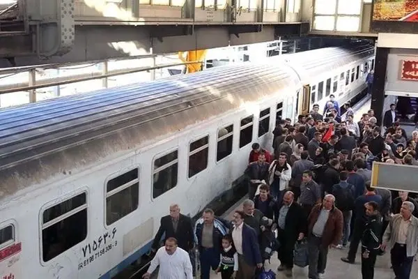 آغاز پیش‌فروش بلیت قطارهای مسافری؛ فرصت را از دست ندهید!