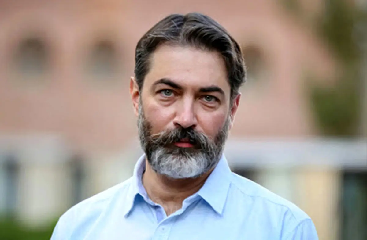 پارسا پیروزفر هم امسال دوماد شد + عکس لو رفته از همسر بلاگر و جوان پارسا پیروزفر