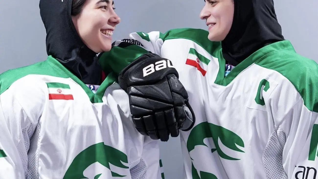 گزارش تصویری / افتخار آفرینی دختران هاکی روی یخ ایران