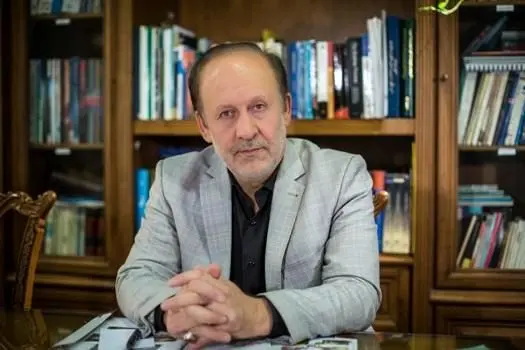عادی شدن تحریمها در میان مسئولان!/ مسئولین پشت چه شعارهایی پنهان میشوند؟
