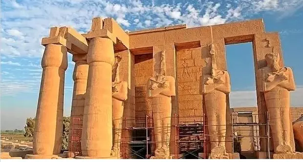 ۵ مورد از بزرگترین و عجیبترین سنگهایی که توسط انسانهای باستانی جابهجا شدهاند