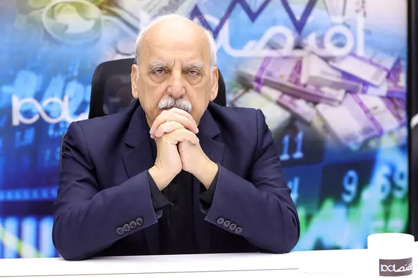 عبده تبریزی: منطق اقتصاد و مناسبات خارجی در دولت نهم و دهم کاملا به هم خورد