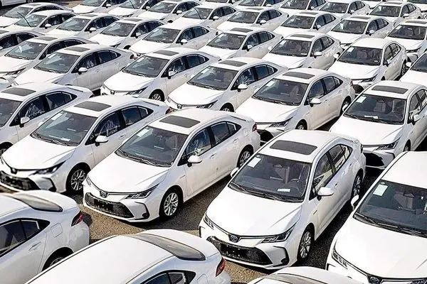 تحولی بزرگ در بازار خودروهای وارداتی؛ خبر خوش برای خریداران!