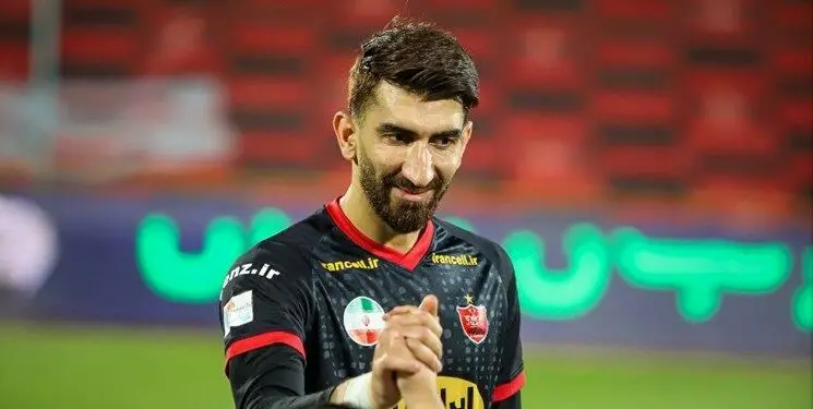 زیبایی خیره کننده اکرم بانو در جشن تولد علیرضا بیرانوند / عمرا خانم را با این آرایش بشناسید !