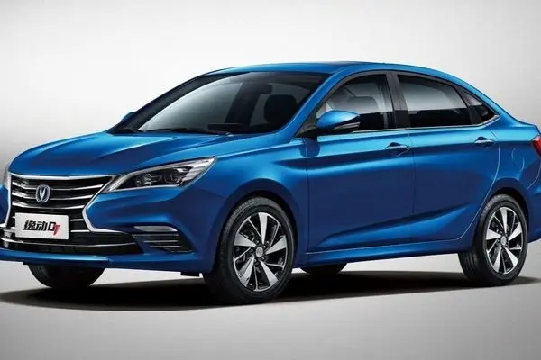 رونمایی از محصول جدید ایران خودرو همراه با تغییر لوگو + تصاویر