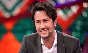 شاهرخ استخری و پناه در آسانسور: سلفی جذاب پدر و دختری