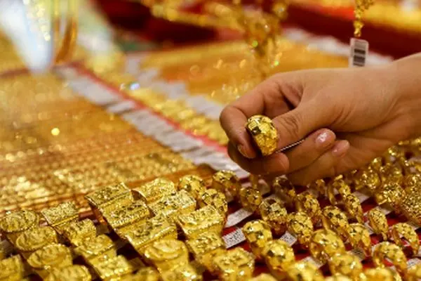 چرا امروز ۱۳ صفر باید طلا بخریم؟ راز حاجت روایی با طلا + نظر مراجع تقلید