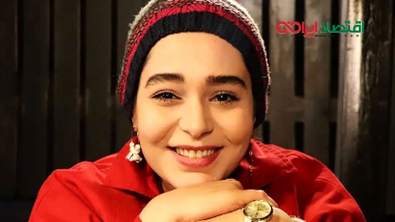 سانیا سالاری با عکسی شوکه‌کننده از 35 سالگی؛ کاریکاتور قاجاری حیرت‌انگیز در خانه مینا مختاری!