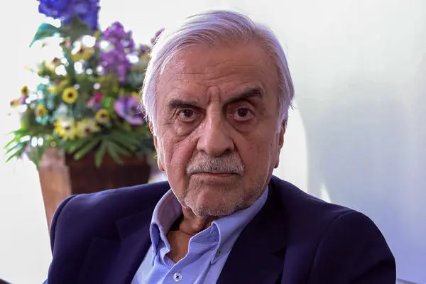 آیا افرادی که می خواهند مسئولیتی را بپذیرند می دانند در مملکت چه خبر است؟ هاشمی طبا پاسخ می دهد+ فیلم 