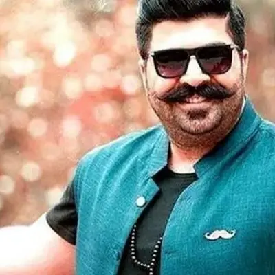 عکس جنجالی بهنام بانی با کتی متفاوت که سوژه شد!