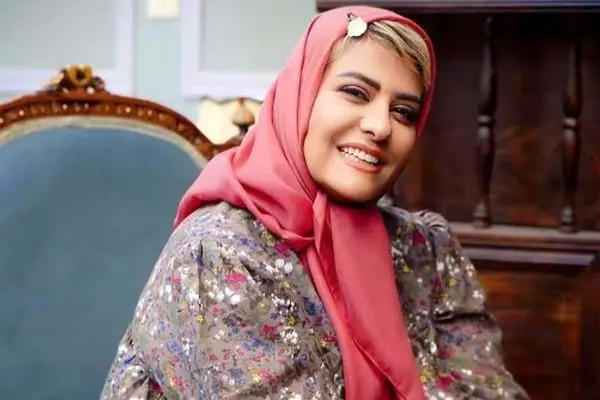 رابعه اسکویی با تیپ ساحلی جذاب در کنار خلیج فارس +عکس