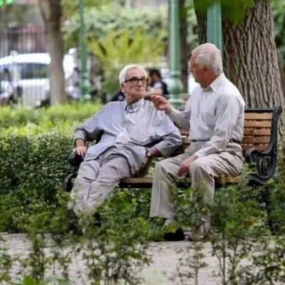 راهنمای کامل ادامه بیمه فرزندان بازنشستگان لشکری + نکات کلیدی