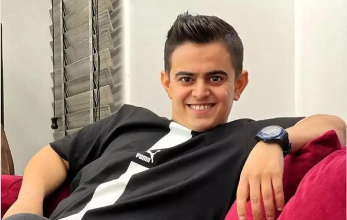 امیرمحمد متقیان سیگاری شد ! + عکس حیرت آور