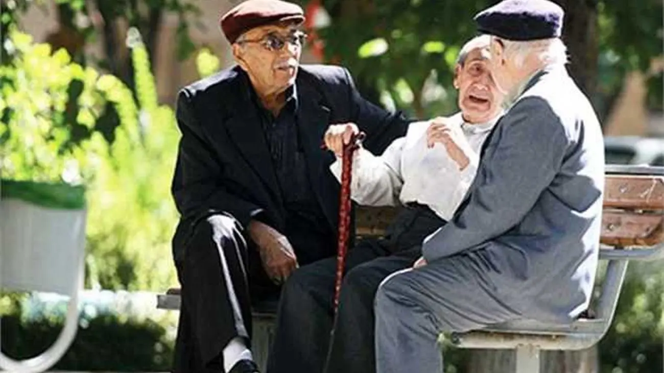 این مبلغ برای بازنشستگان واریز می شود / دولت بالاخره دست به کار شد!