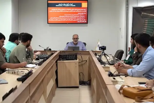 قصه ترور شمخانی از زبان حسام‌الدین آشنا!