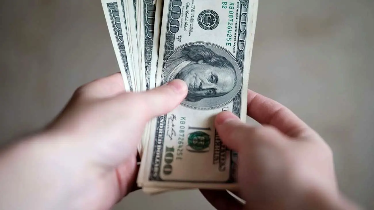 دلار گرانتر میشود؟