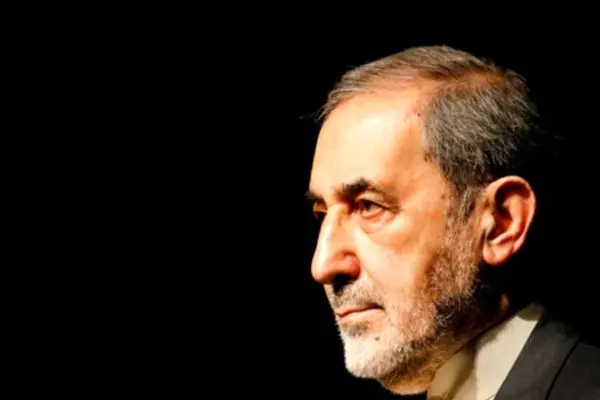 ولایتی در تیررس انتقاد روزنامه اصولگرا /  چرا می گویید برخی رویگردهای حاکمیت باید عوض شود، همین ضد وحدت است!