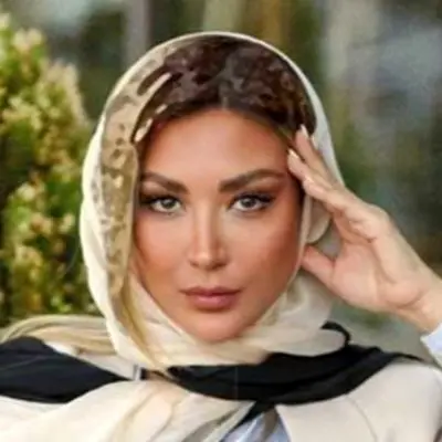 ویدیو ابتکار جالب مینا مختاری برای آموزش چهار دست و پا رفتن به گل پسرش "جان" بر روی موکت نرم اتاق