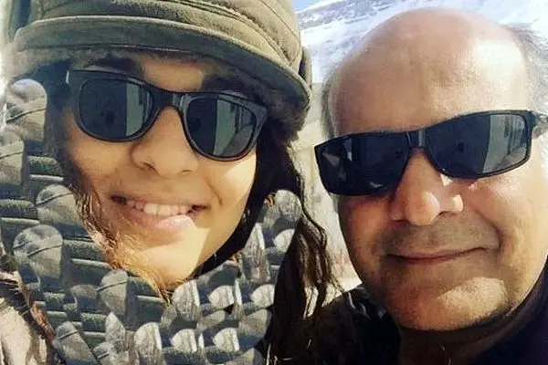 دکوراسیون اتاق خواب آپارتمان لیسانسه‌ها؛ از تخت بی‌نظیر تا دراور و آینه‌ای خاص! + فیلم