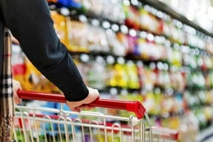 افشای یک واقعیت تلخ؛ مواد غذایی با تخفیف هم مشتری ندارد
